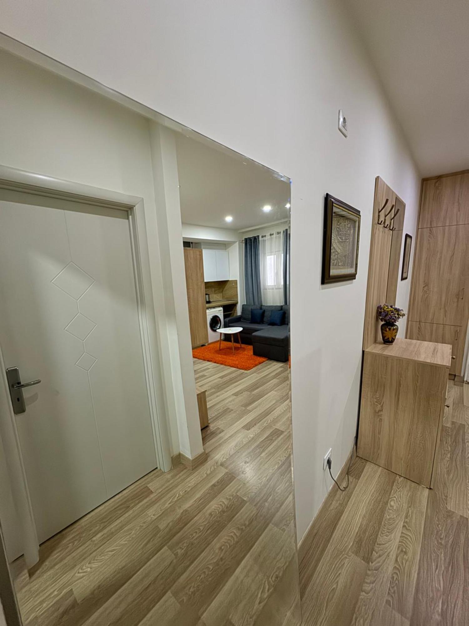 Amelia Comfort Apartamento Tirana